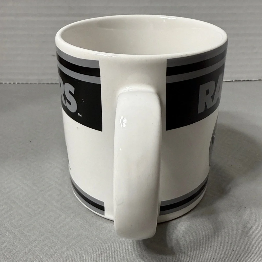 Vintage NFL Oakland Raiders Mug Cup Classic Helmet & Logo Graphics Bold Stripe